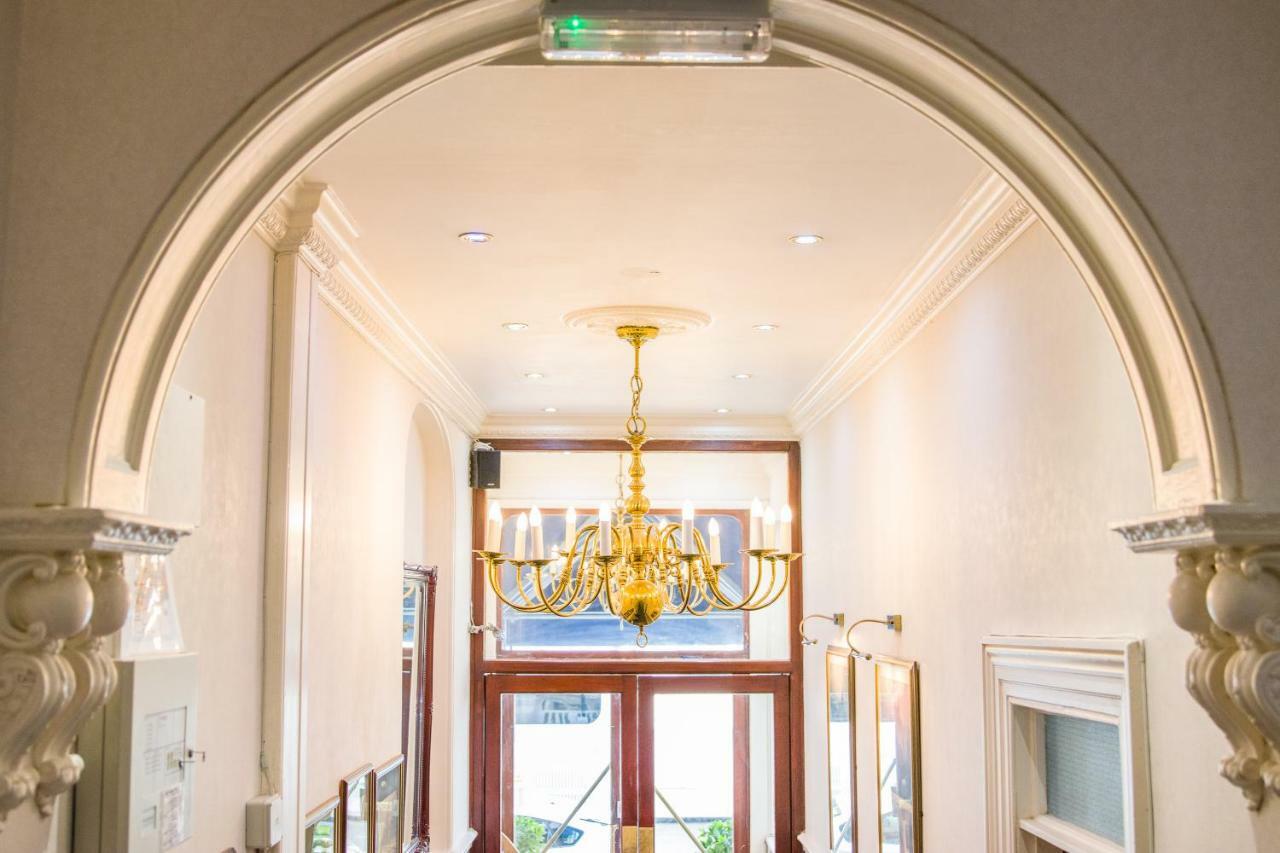 London Town Hotel Luaran gambar